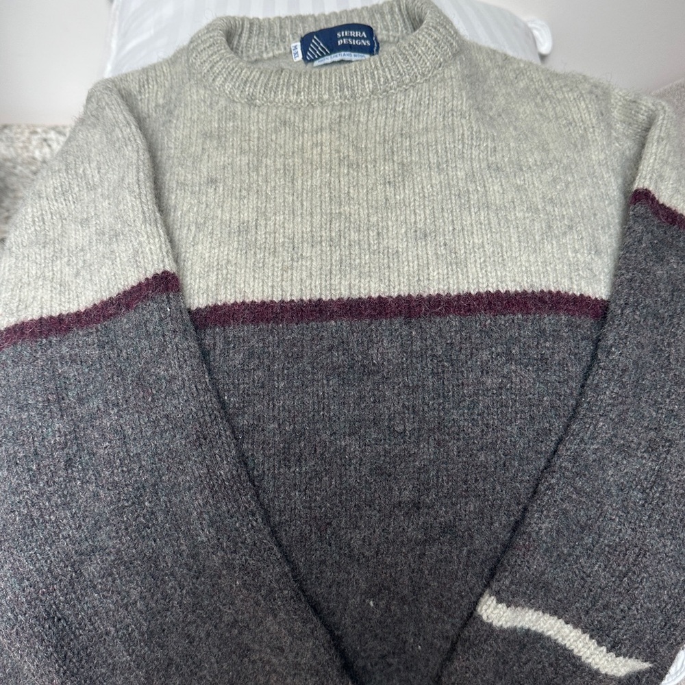 Sierra Designs M 100% Shetland Wool *WARM*